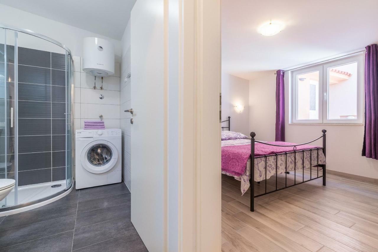 Apartment Taja Ližnjan Exteriér fotografie