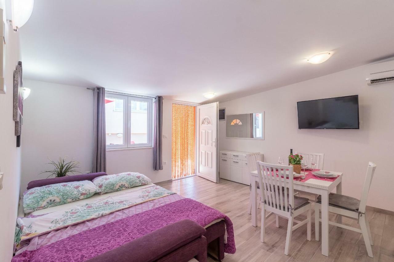 Apartment Taja Ližnjan Exteriér fotografie