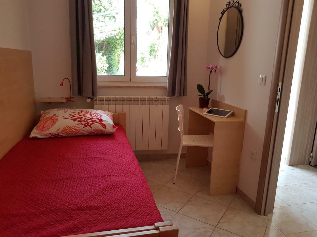 Apartment Taja Ližnjan Exteriér fotografie